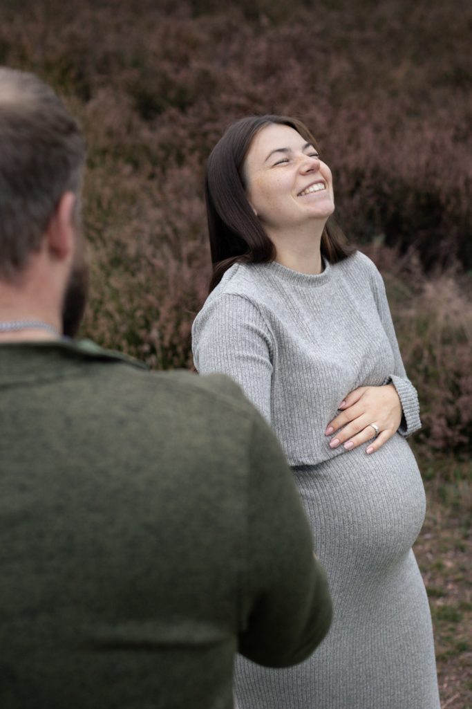 Schwangerschaftsfotografie, Babybauchshooting, Schwangerschaftsshooting, Frankfurt Friedrichsdorf, Bad Homburg, Taunus