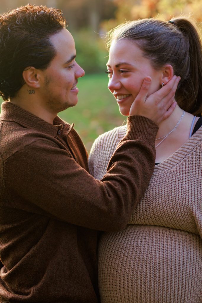 Schwangerschaftsfotografie, Babybauchshooting, Schwangerschaftsshooting, Frankfurt Friedrichsdorf, Bad Homburg, Taunus